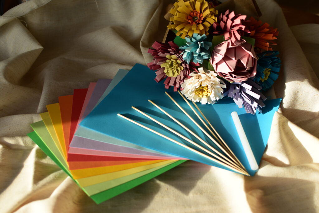 Box créative bouquet de fleurs en papier avec tout le matériel